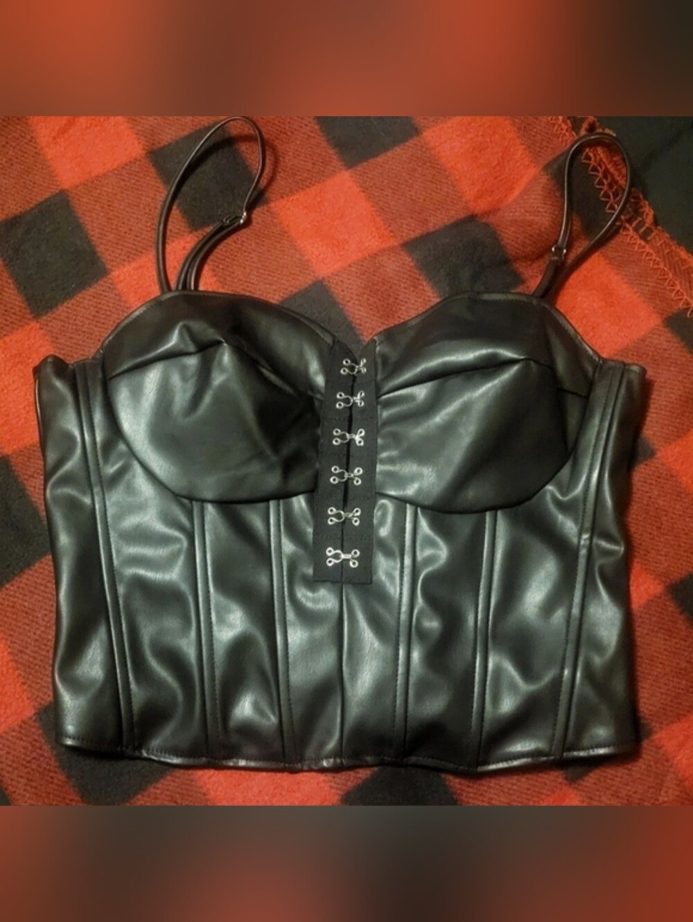 Fashion Nova Off the hook blk faux leather spaghetti strap corset top 1X NWT - Picture 6 of 17